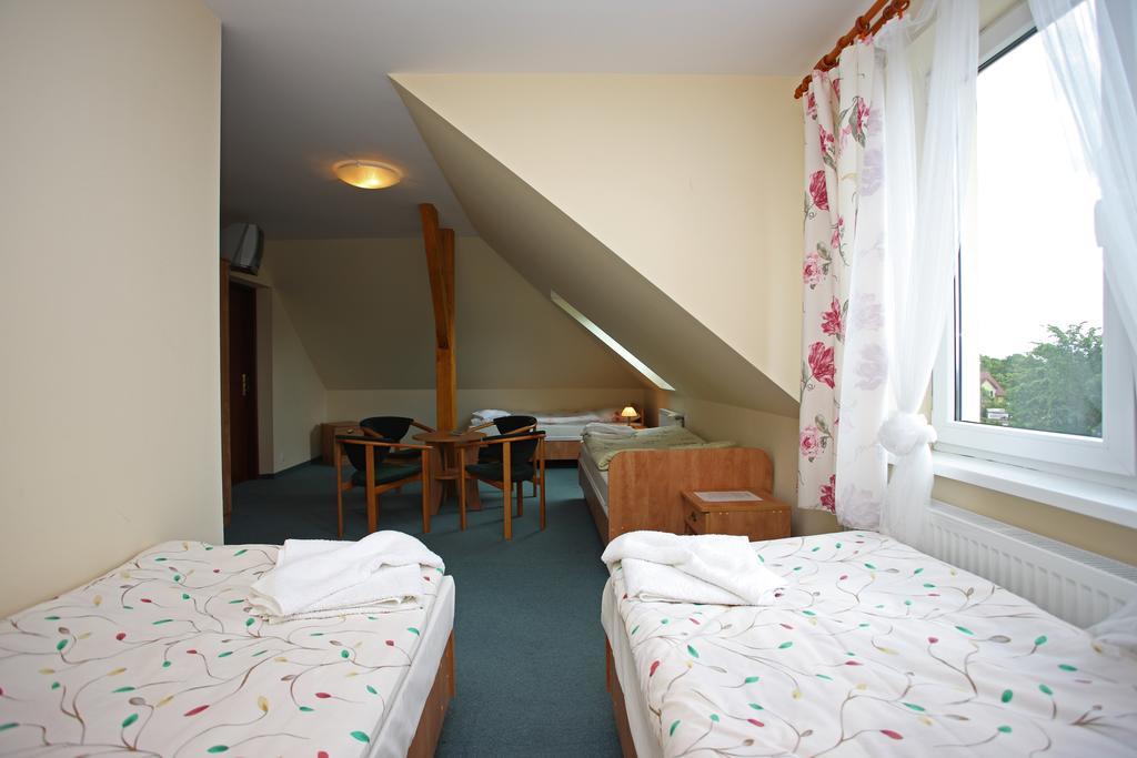 Osrodek Wczasowy Marysia Hotel Niechorze Buitenkant foto