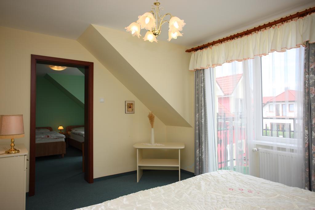 Osrodek Wczasowy Marysia Hotel Niechorze Buitenkant foto